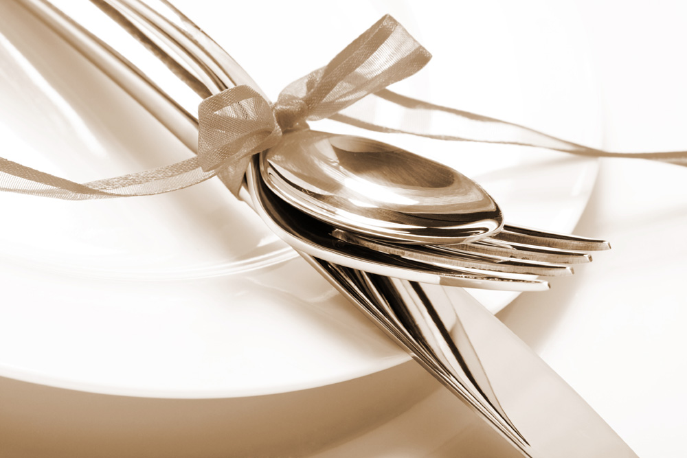Cutlery & Crockery